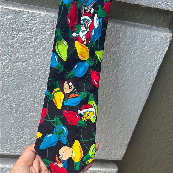Vintage 1993 Looney Tunes Mania Christmas Lights Neck Tie - Picture 4 of 6